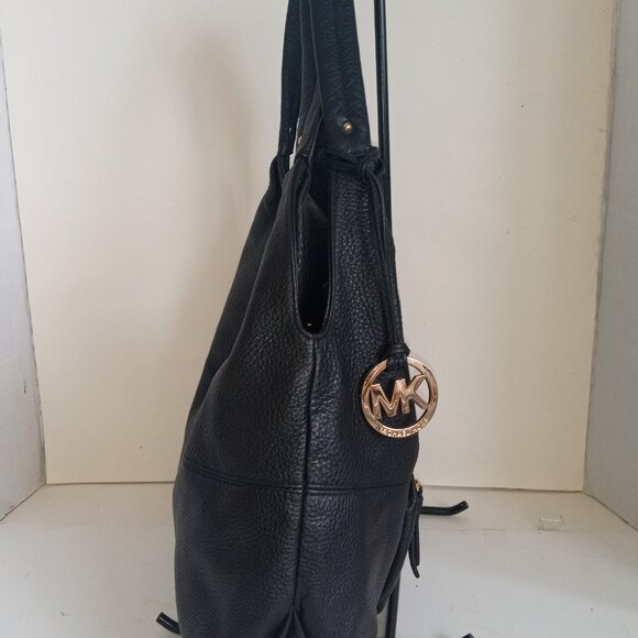 MICHAEL KORS "Austin" Black Pebbled Leather Hobo Shoulder Bag - Picture 7 of 16